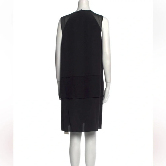 • Vince Silk Shift Dress
• Black
• Sleeveless with Crew Neck. Party office  wear - Picture 4 of 15
